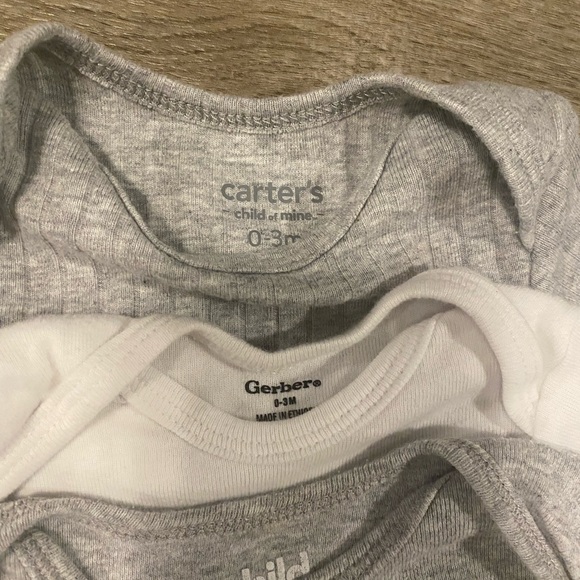 Gerber Gray and White Bodysuit Set - Picture 2 of 2